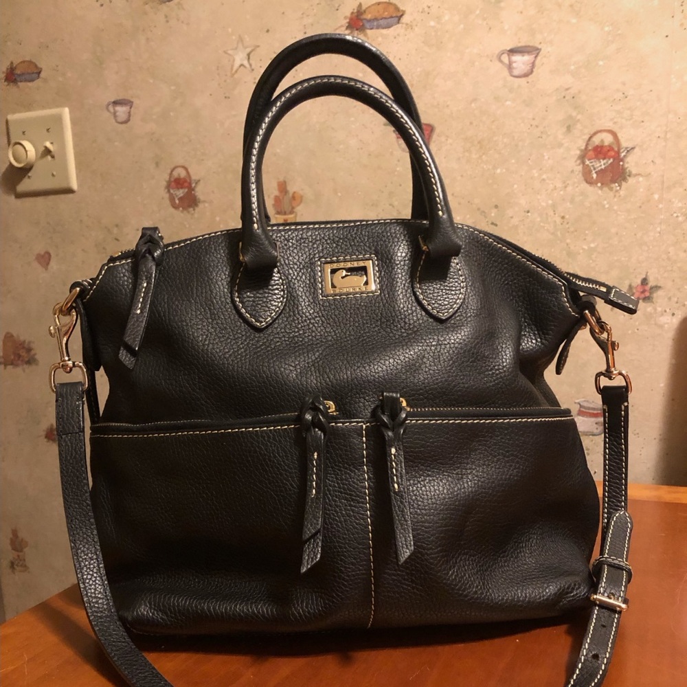 Dooney & Bourke Black Leather Satchel Tote Bag